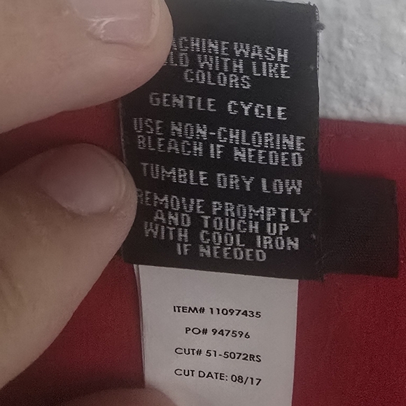 Torrid Vibrant Red Blouse, Size 1 (1X) With Tabbed Sleeves - Picture 6 of 6